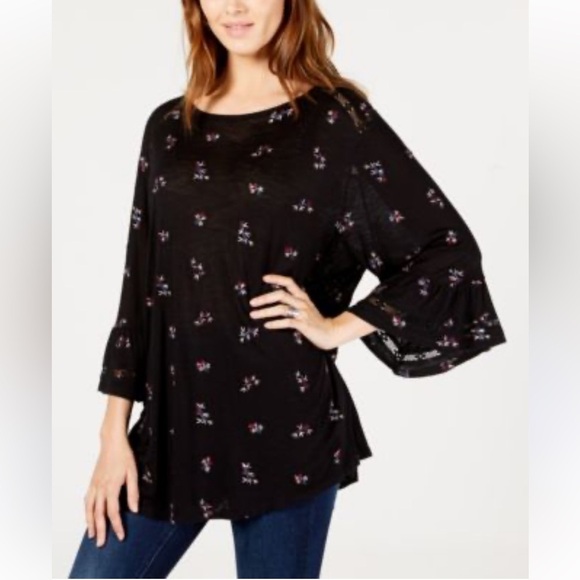 Lucky Brand Tops - Lucky Brand black embroidered ruffle sleeve top blouse 1X